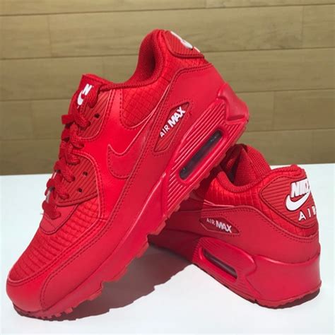 Nike Air Max 90 em promoção na Netshoes!.